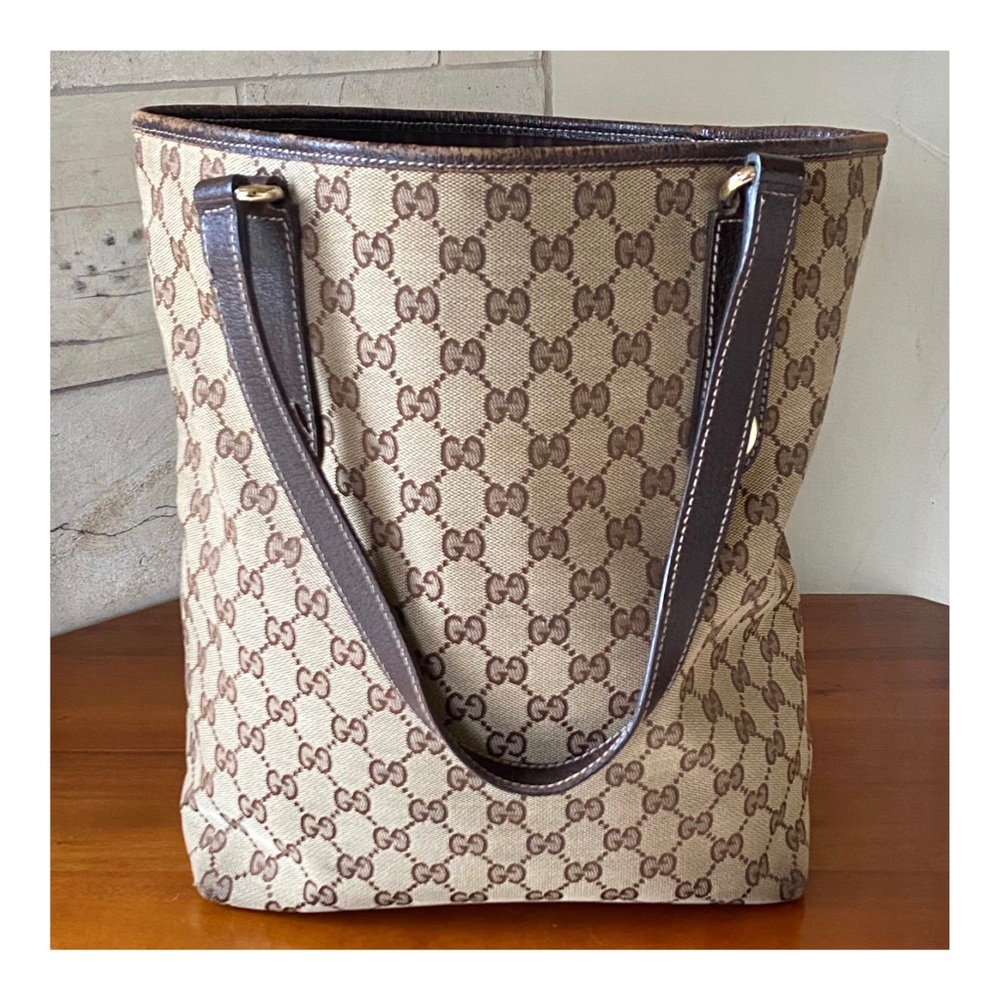 🔥SOLD🔥AUTHENTIC GUCCI SHOULDER BAG TOTE - Picture 3 of 14